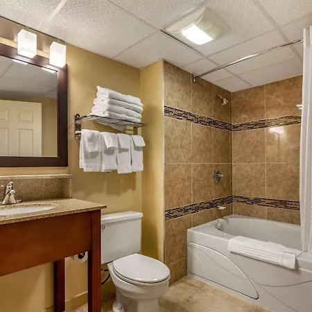 Comfort Inn Rockland - Boston Exterior photo
