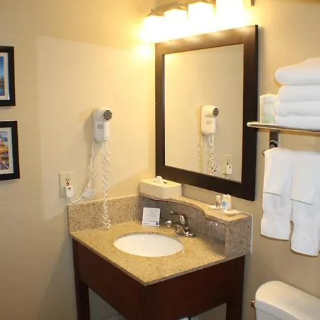 Comfort Inn Rockland - Boston Exterior photo