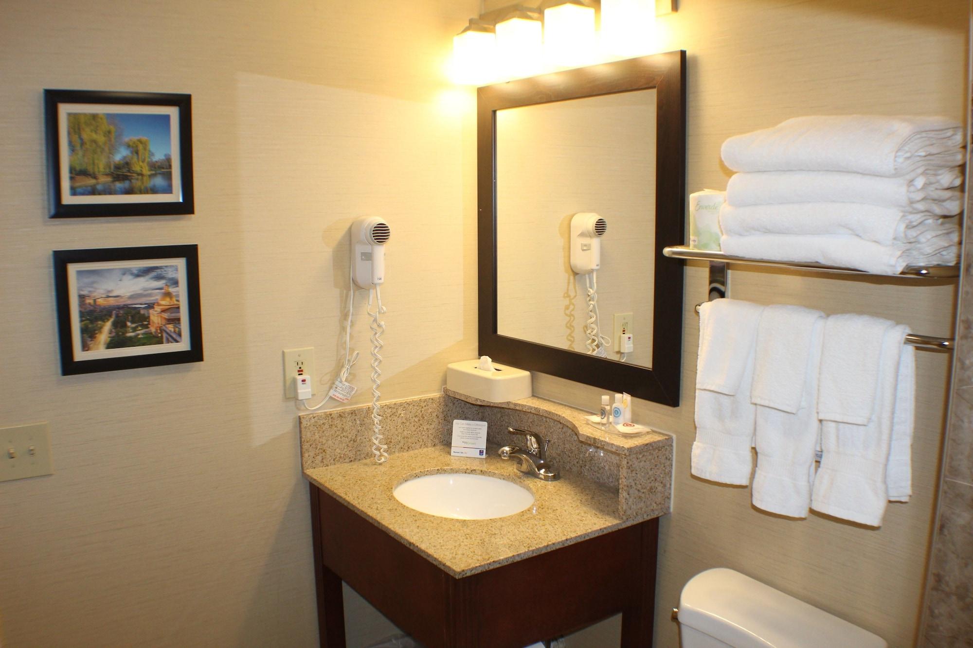 Hotel Comfort - Boston