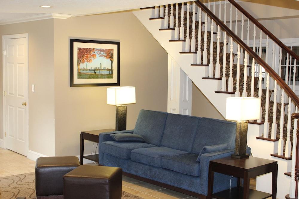 Comfort - Boston Hotel 2*