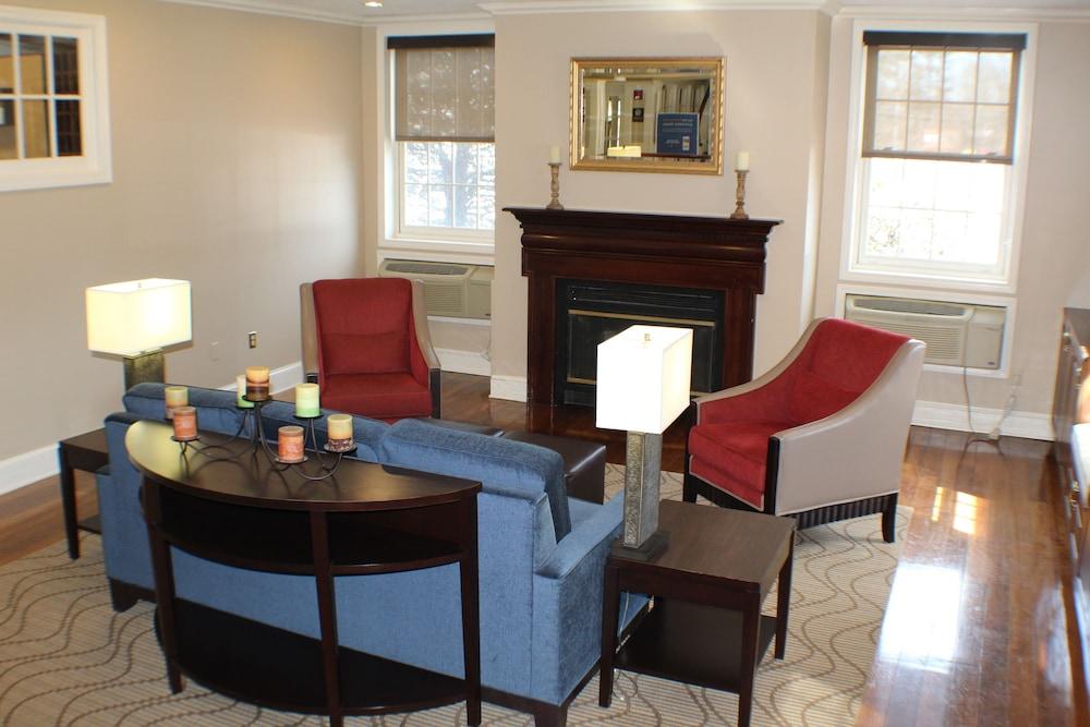 Hotel Comfort - Boston Rockland
