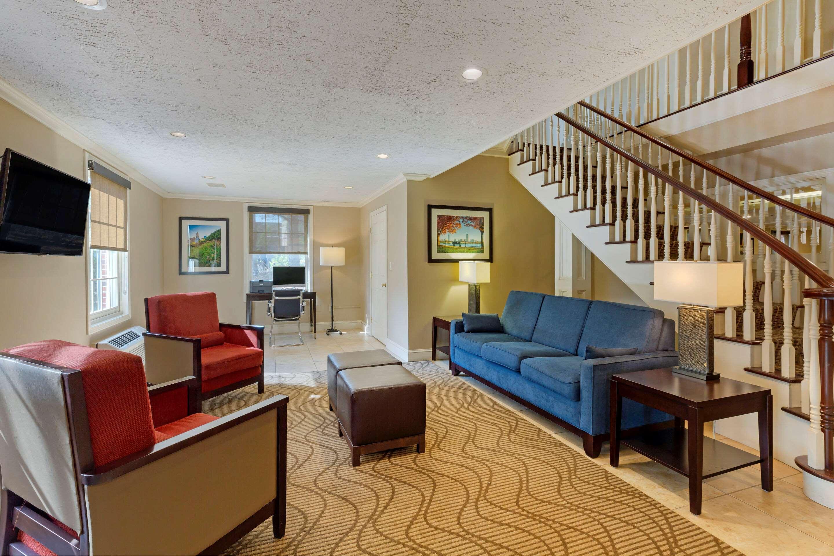 Comfort - Boston Hotel
